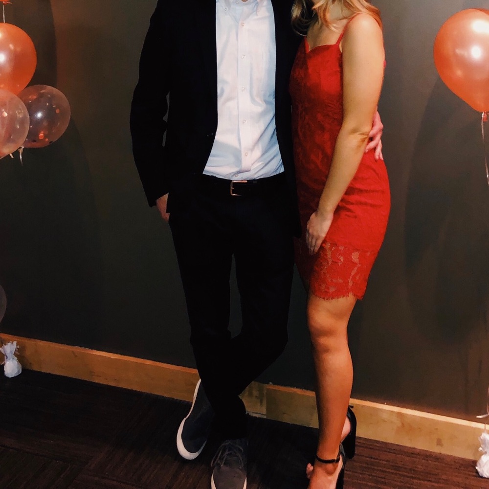 Small red mini lace dress - Lulu’s